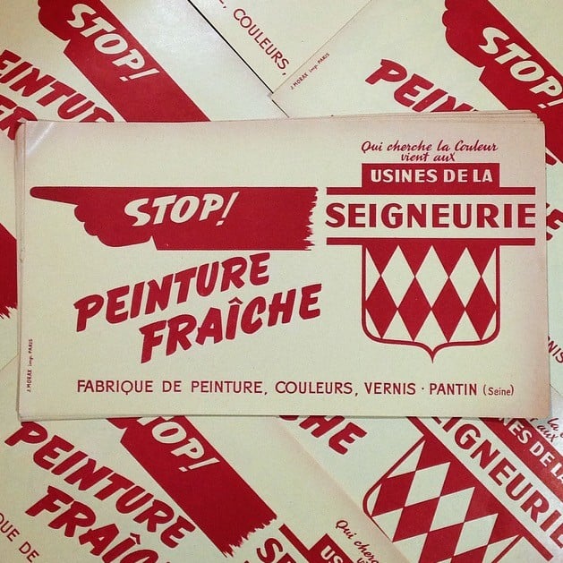 affiche affichette papier stop peinture fraiche seigneurie imprimerie ancienne vintage 1960