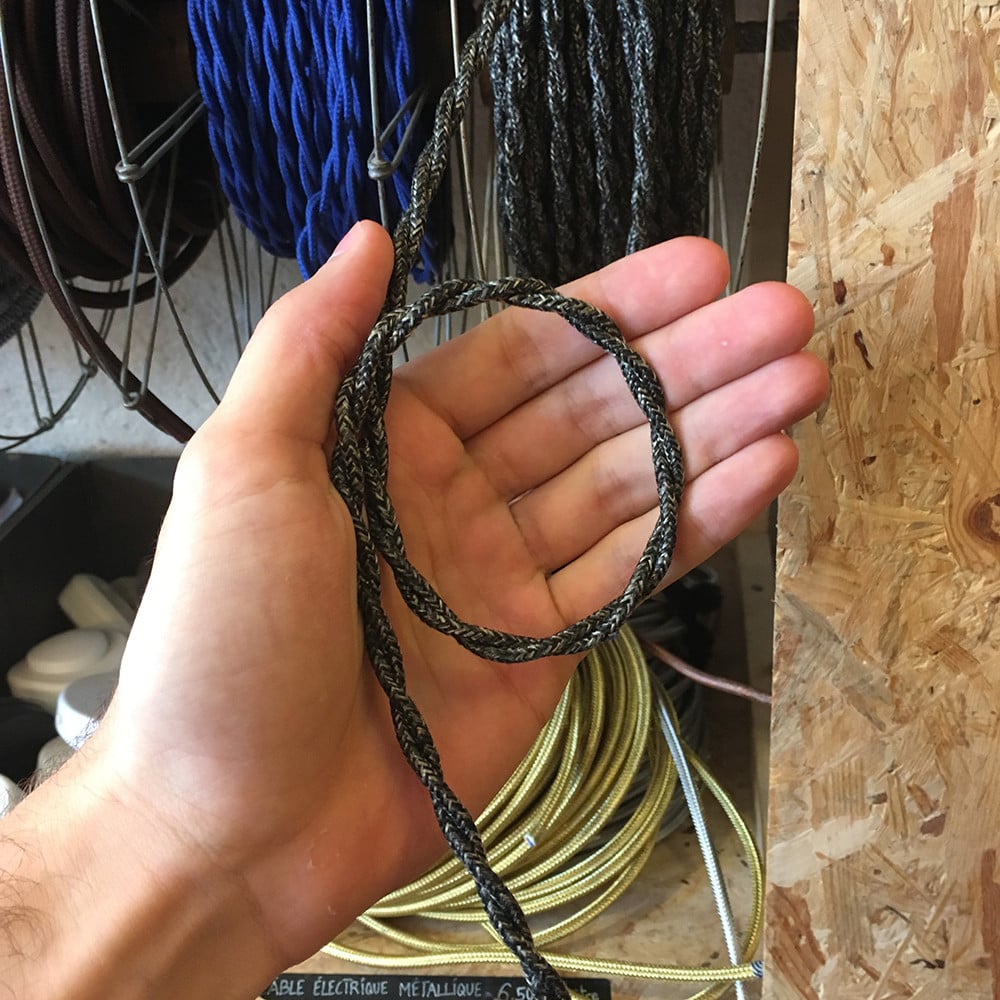 cable electrique couleur fil textile vintage tissu anthracite torsadé coloré lumière lampe