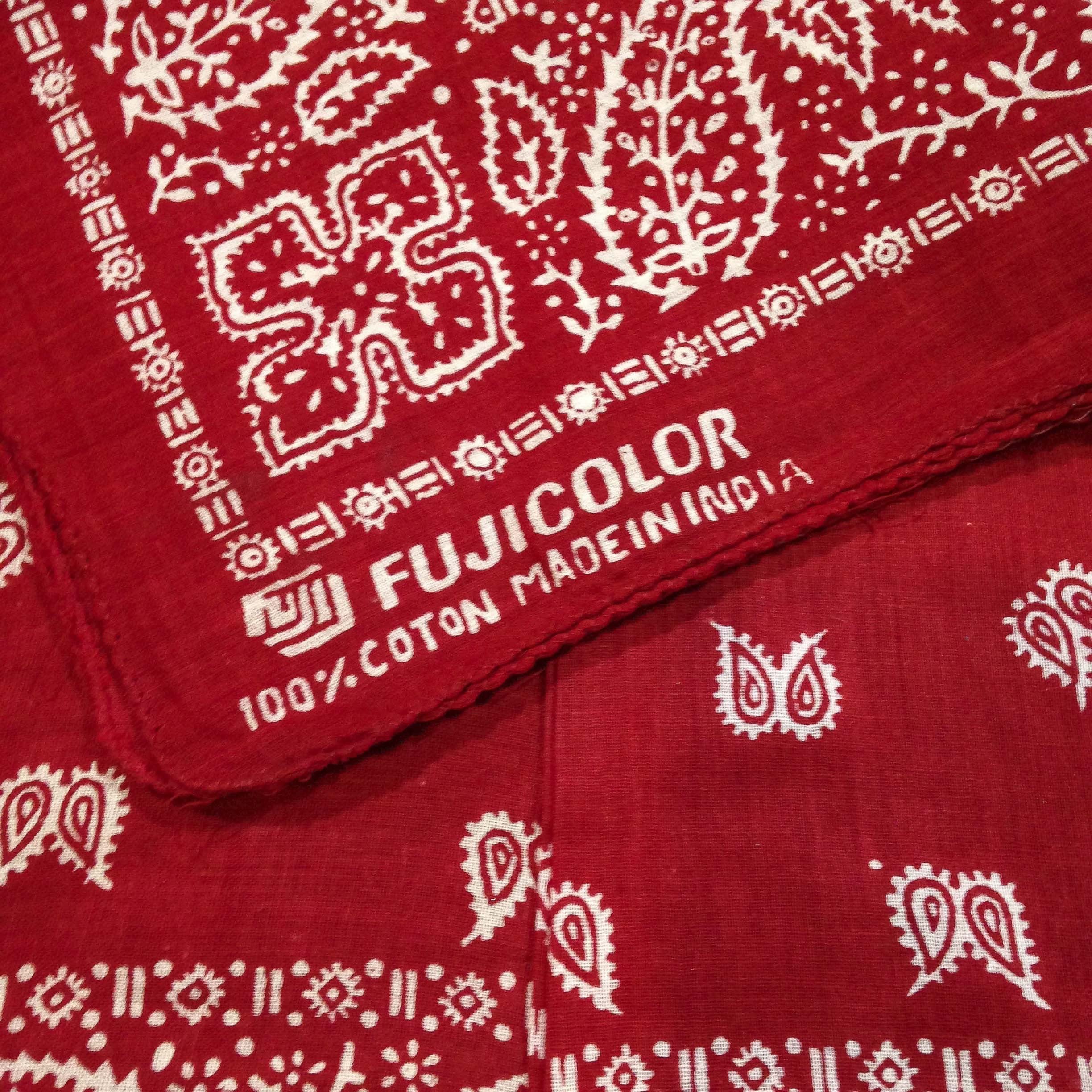 fujicolor rouge bandana tissu textile ancien vintage magasin photo 1990