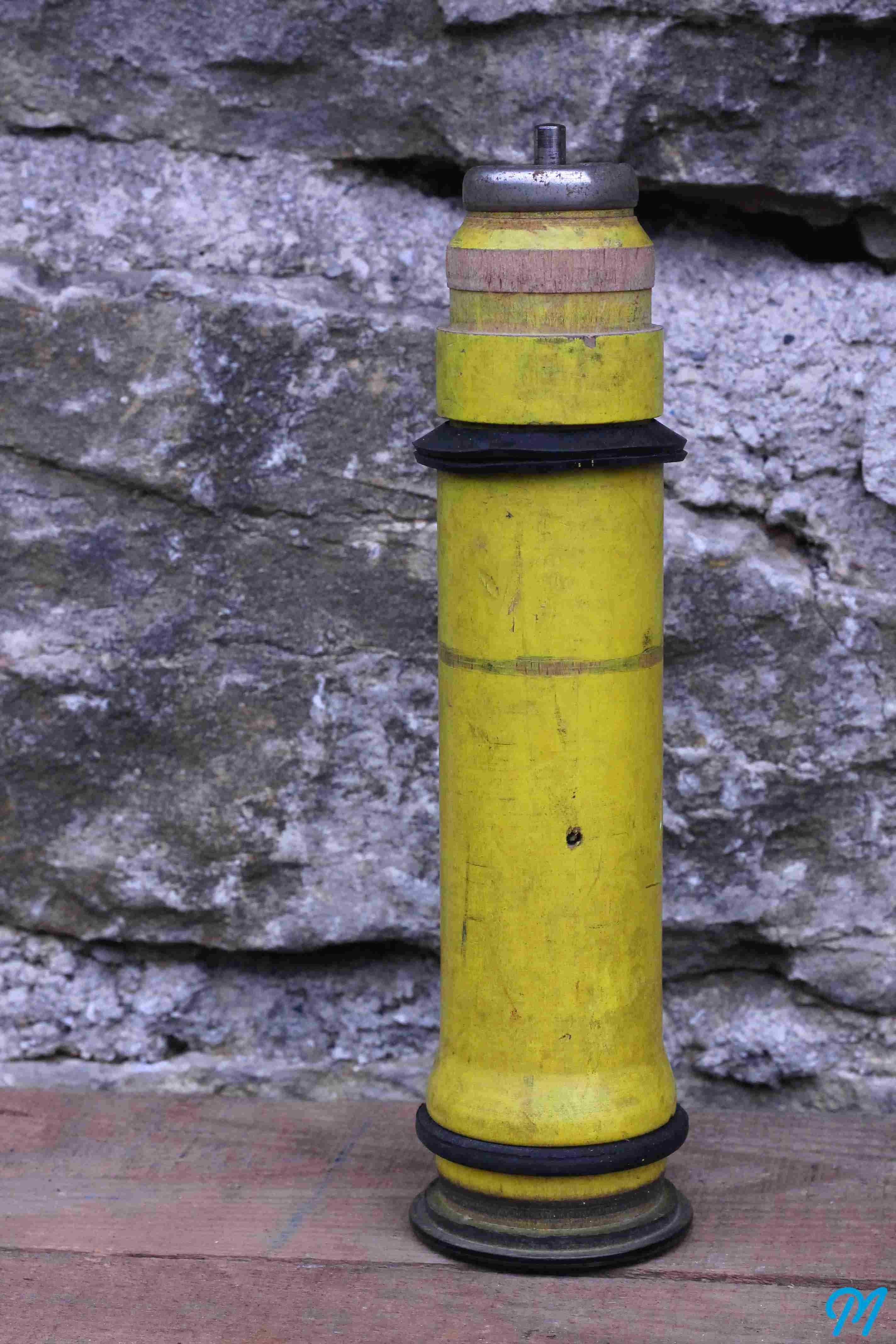 bobine ancienne bois métal phare jaune coeur 1930 1940