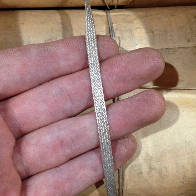 bobine fil tressé métallique argent ancien vintage mercerie militaire 1920