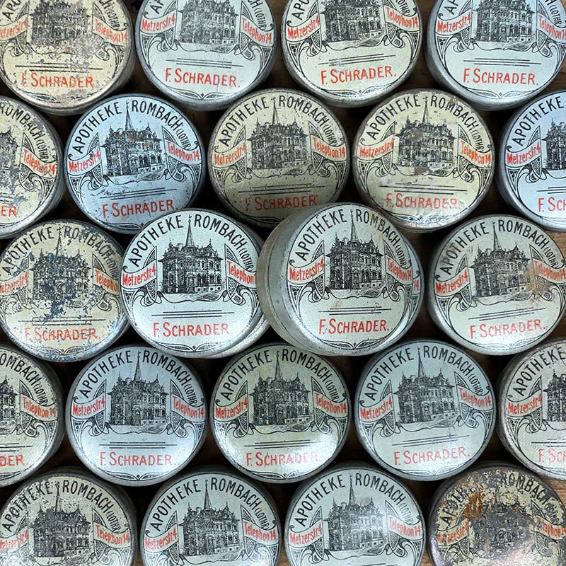 boite ronde métallique métal f schrader anaicnne petite pharmacie 1930