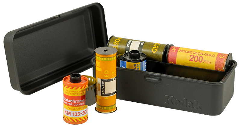 boite de rangement kodak case grosse 120 moyen format grande pellicules 35mm métal métallique vintage argentique noir noire