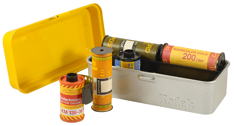boite de rangement kodak case grosse 120 moyen format grande pellicules 35mm métal métallique vintage argentique jaune et argent