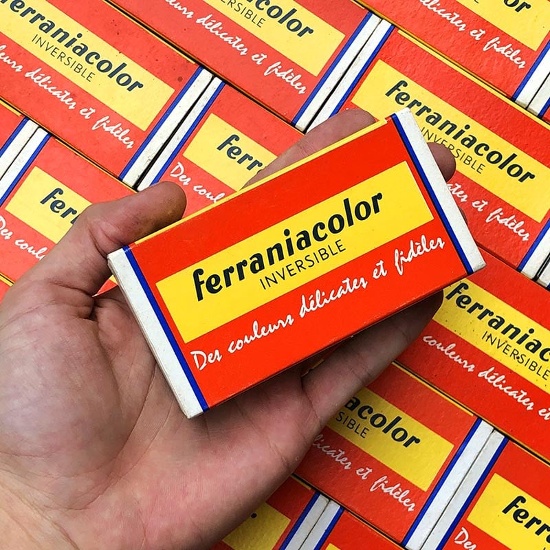 boite ferrania ferraniacolor inversible rangement diapo film pellicule argentique slide 1950 laboratoire photo