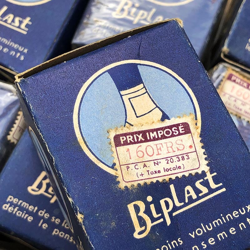 boite pansement biplast bande de gaze poreuse cartonné carton coffret petite pharmacie 1940