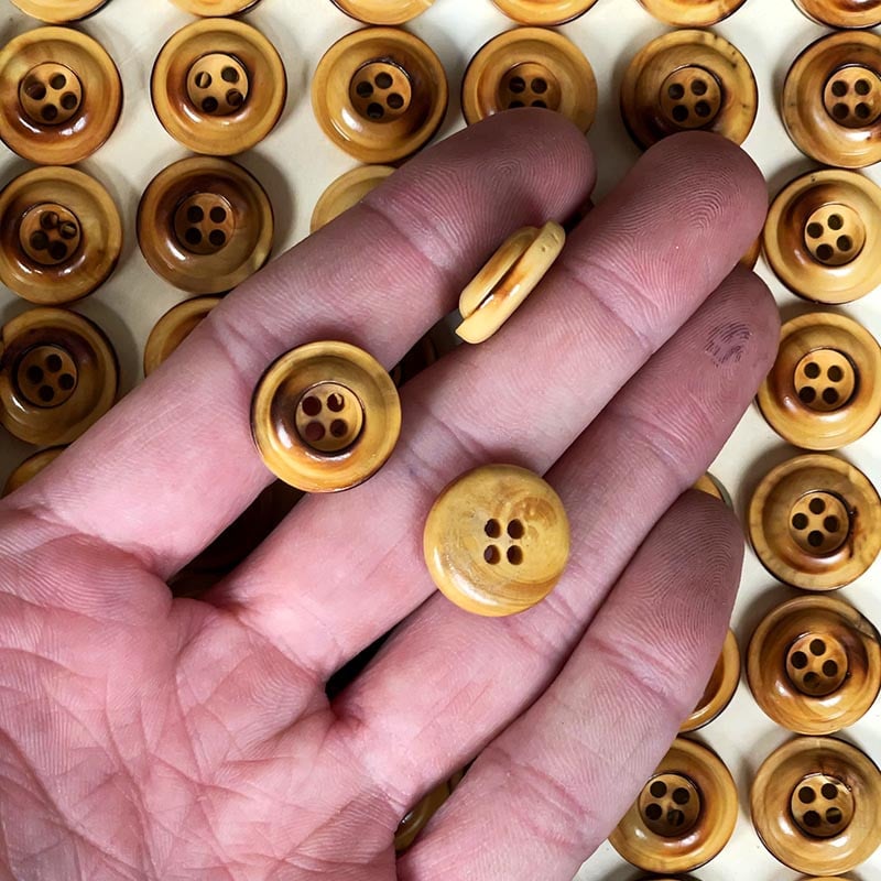 18mm Wooden Button 1960