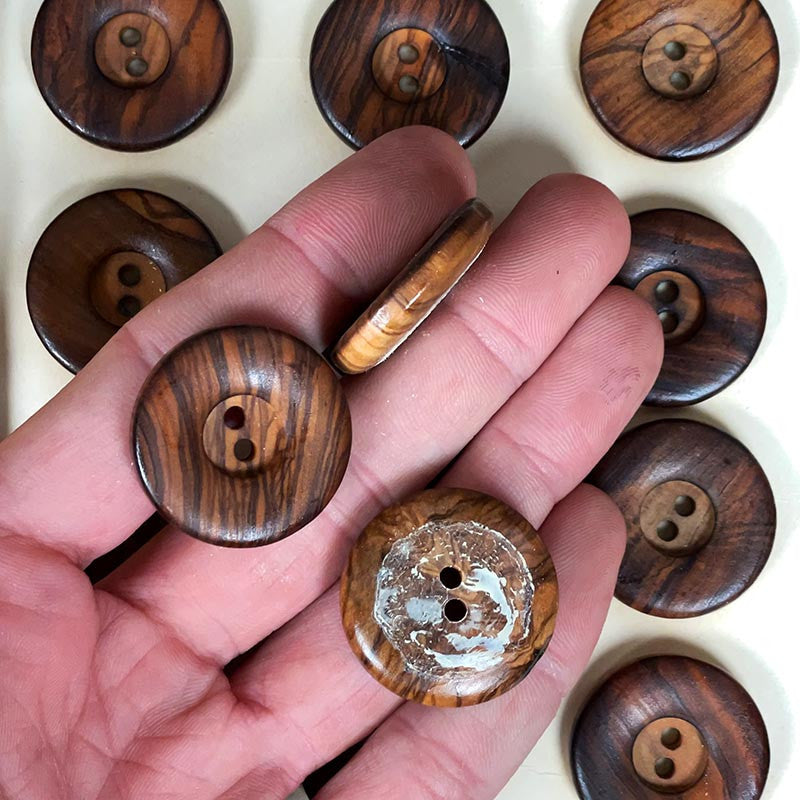 28mm Wooden Button 1960