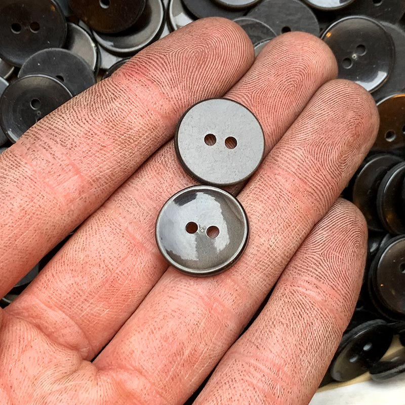 Bouton Gris Marron 18mm 1970