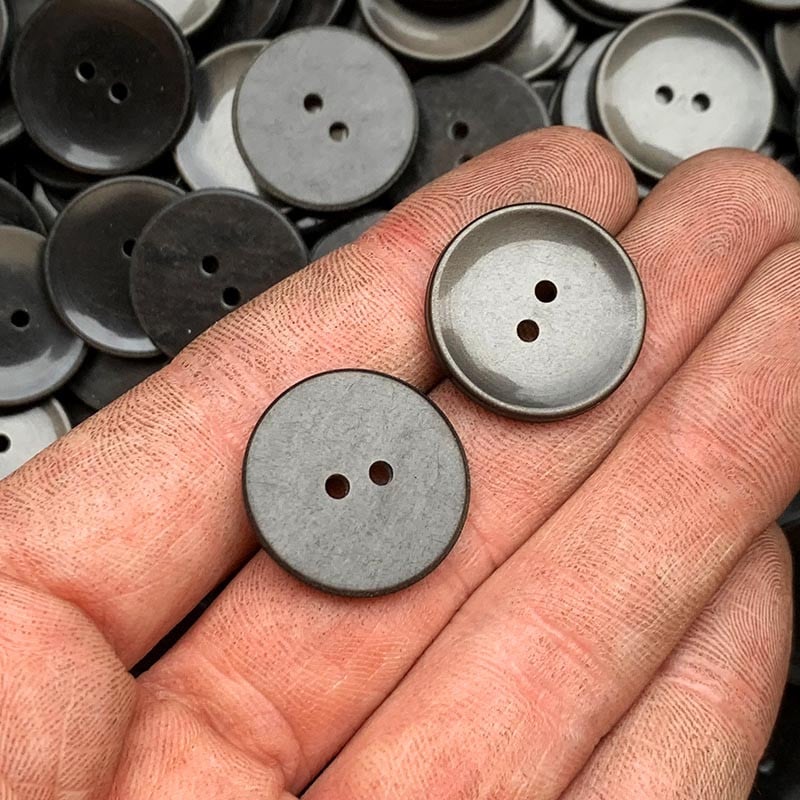 Bouton Gris Marron 22mm 1970