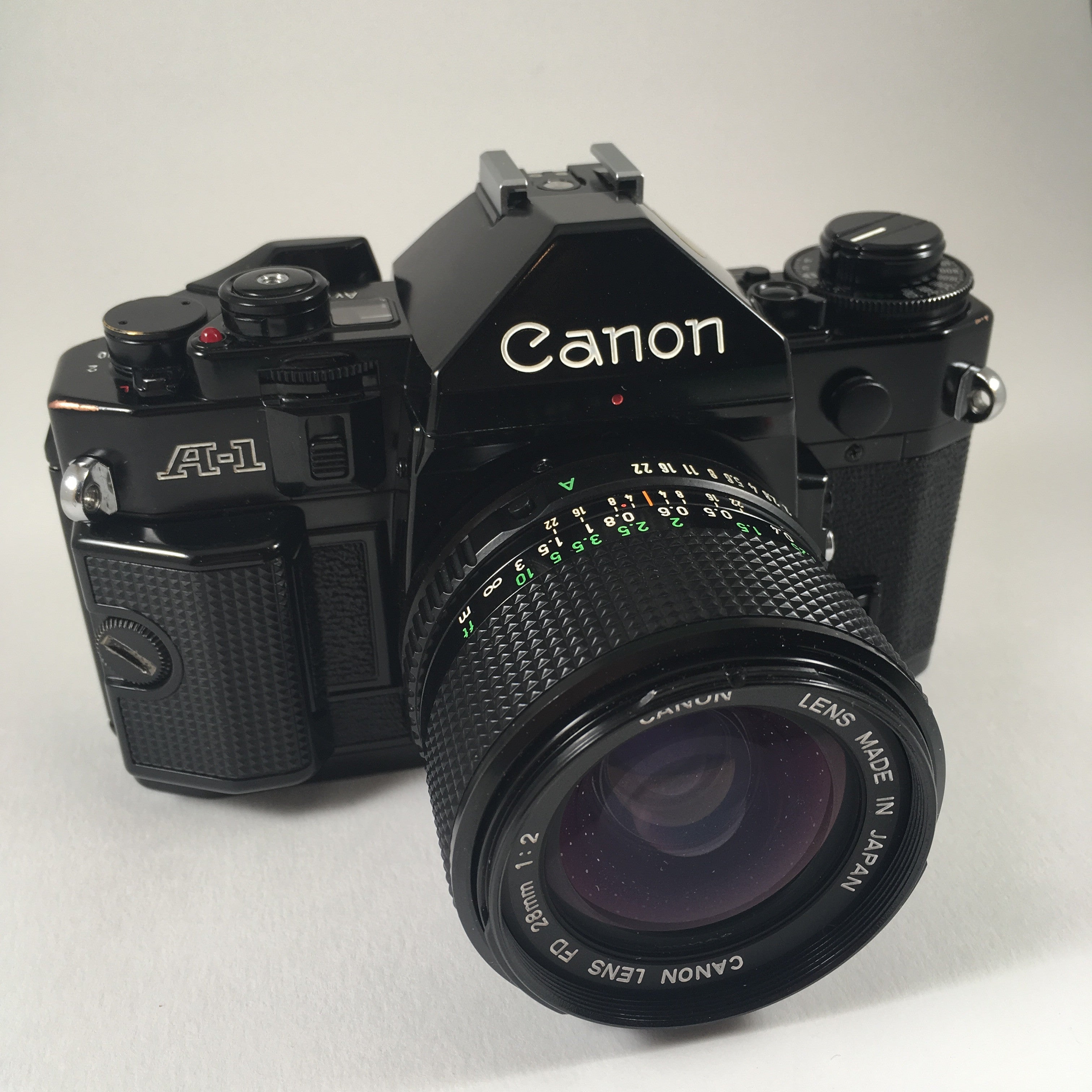 canon a1 ancien appareil reflex 35mm 135 noir 28mm 2 2.0