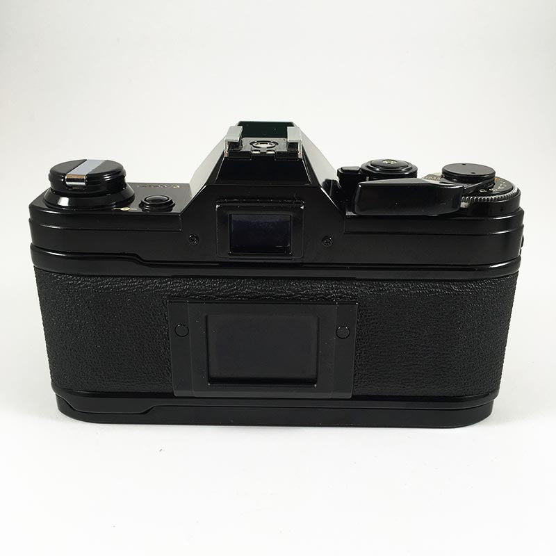 Canon AE-1 Noir & 28mm 2.8