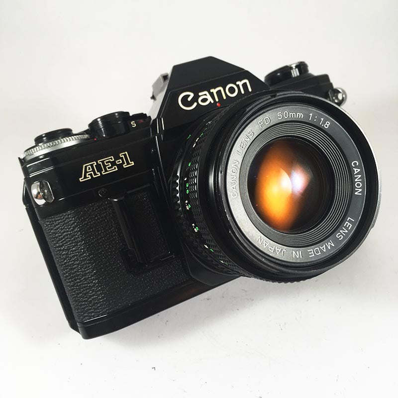 Canon AE-1 Noir & 50mm 1.8