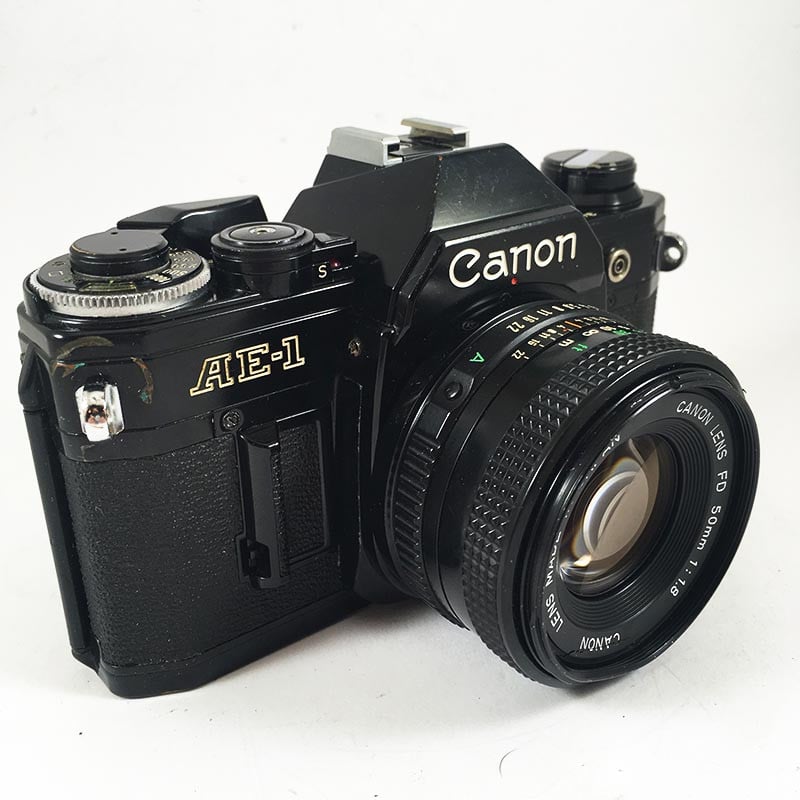 Canon AE-1 Black & 50mm 1.8