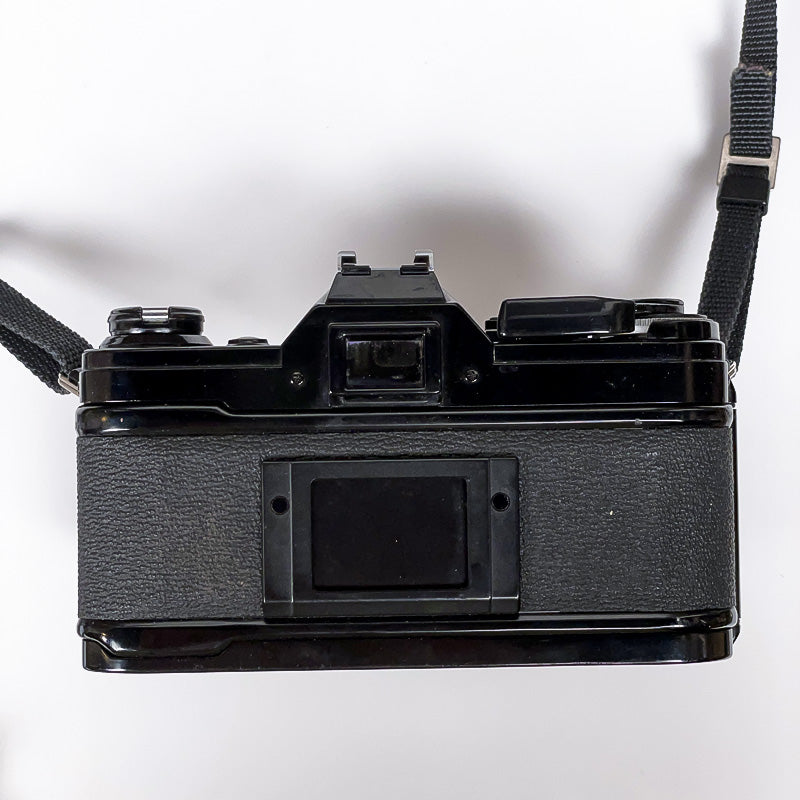 canon ae-1 noir 50mm 2 ancien vintage photo photographie argentique pellicule film reflex appareil fd 35mm 135 24x36