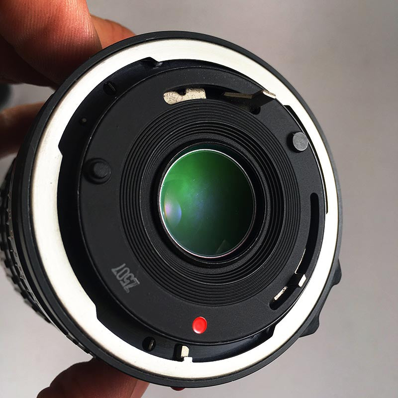 Canon AV-1 & 35-70mm 3.5-4.5