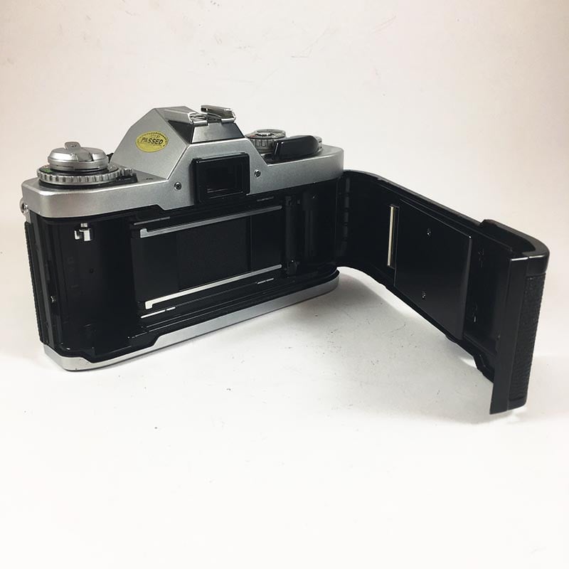Canon AV-1 & 50mm 1.8