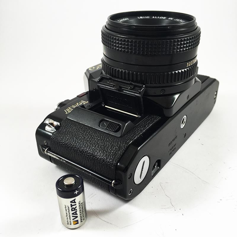 Canon AV-1 Noir & 50mm FD 1.8