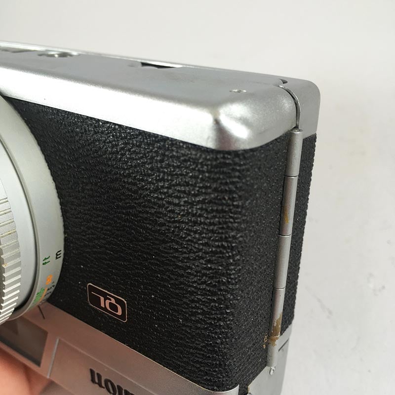 Canon Canonet QL17 & 40mm 1.7