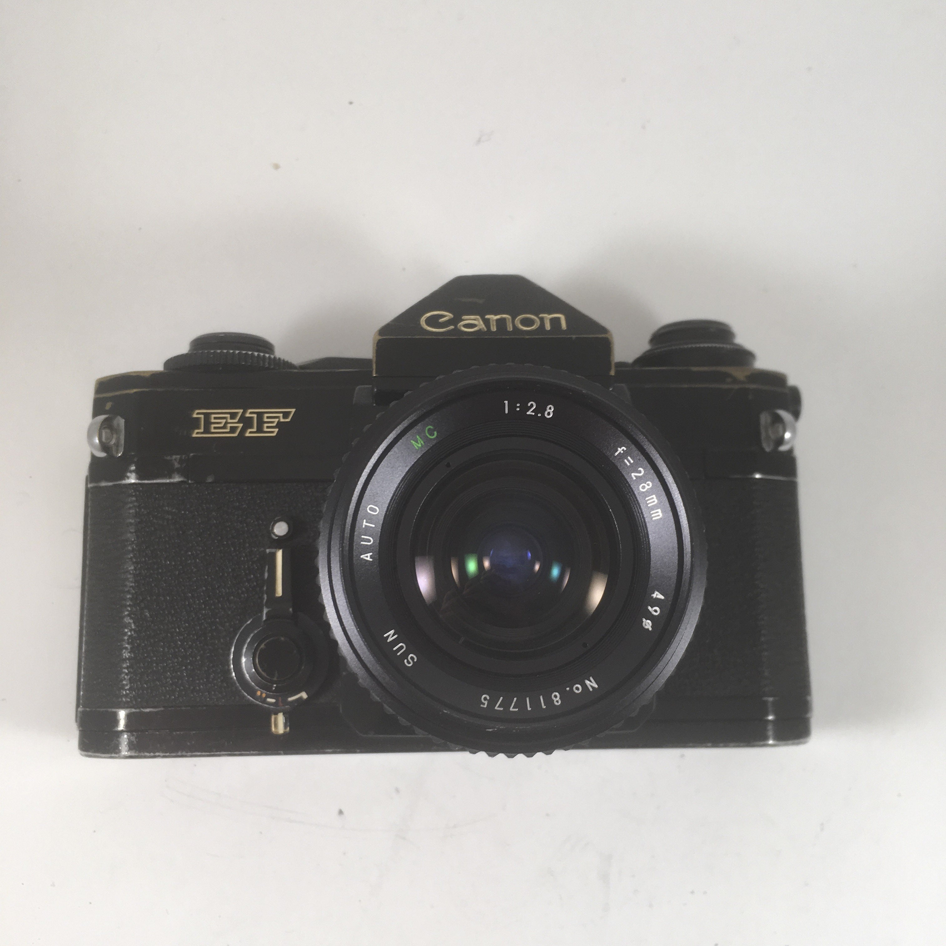 Canon EF & 28mm 2.8