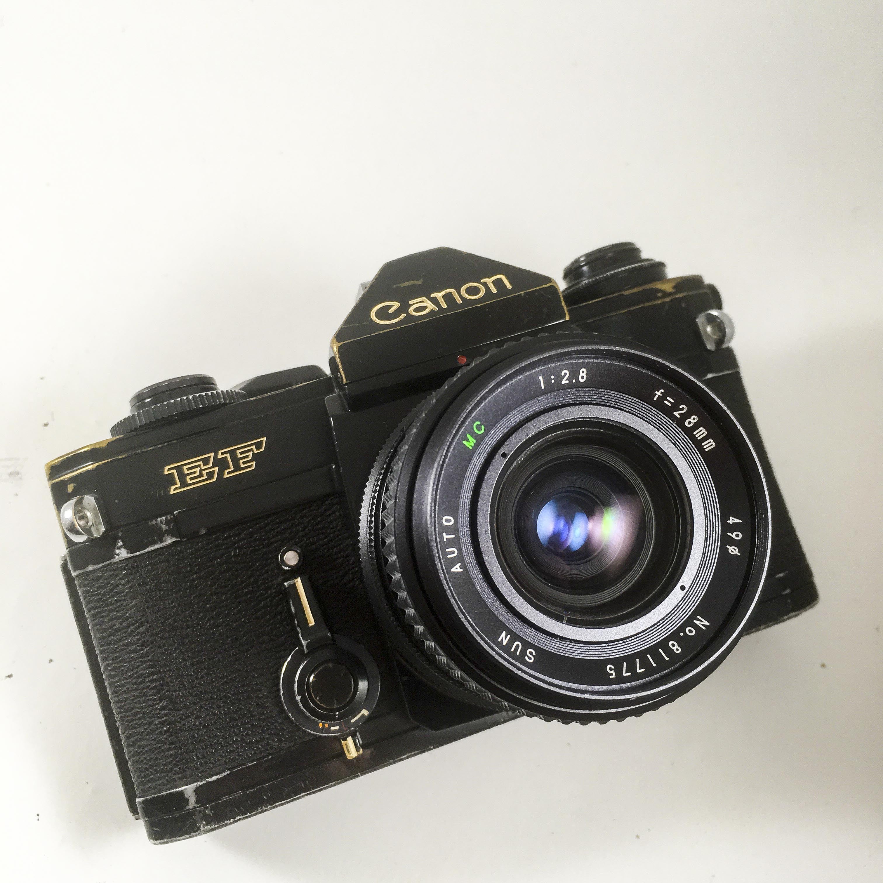 Canon EF & 28mm 2.8