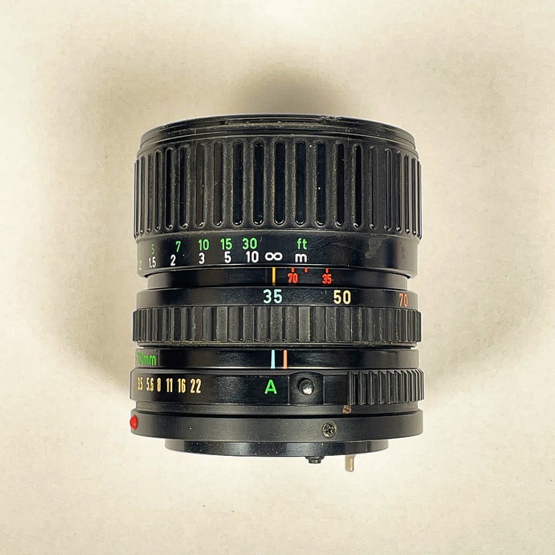 Canon New FD Zoom 35-70mm 3.5-4.5