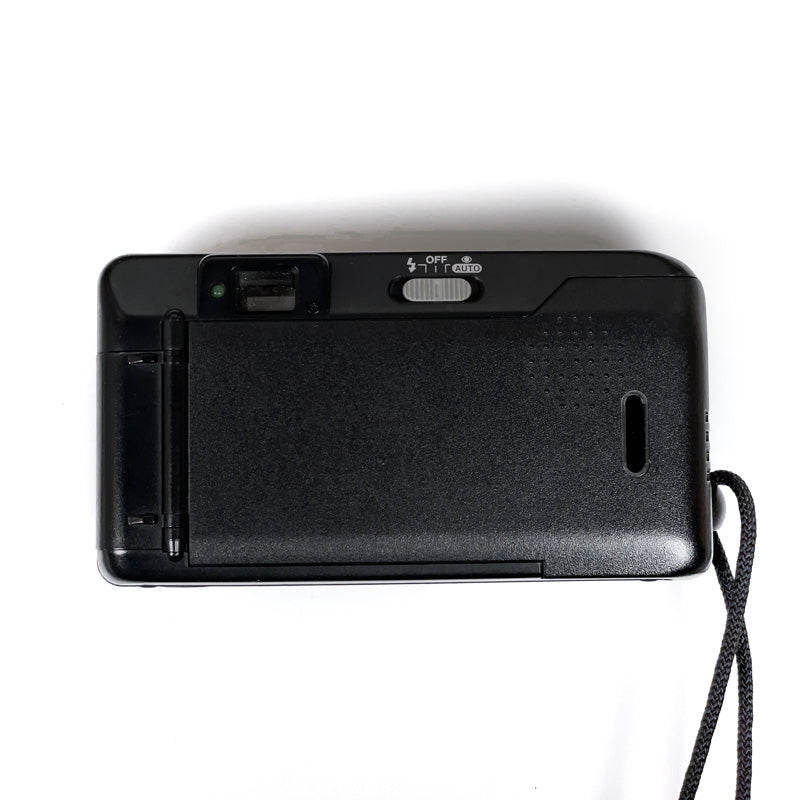 canon prima 5 38mm 3.5 compact point and shoot argentique pellicule film photo photographie ancien vintage automatique flash 35mm 24x36 135