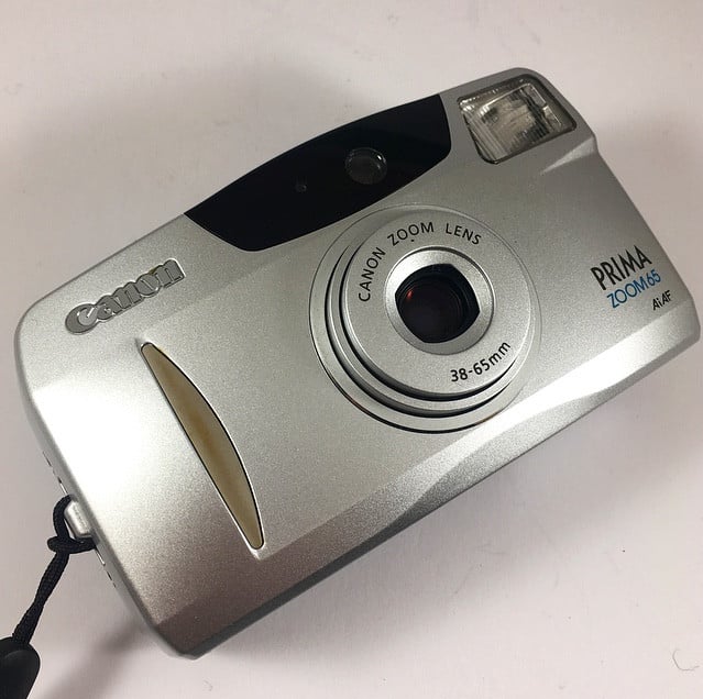 Canon Prima Zoom 65 appareil argentique compact 35mm 35-65mm vintage