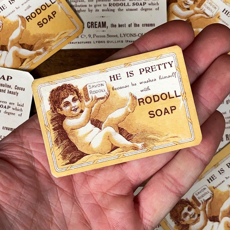 petite carte publicitaire savon rodoll ancienne vintage 1930 1940 parfumerie pharmacie illustrée illustration angleterre soap