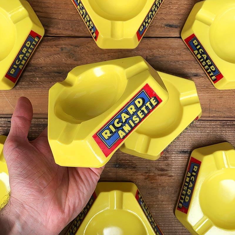 cendrier de bar ricard anisette jaune triangulaire triangle publicitaire verre ancien ancienne 1980 1970 opalex