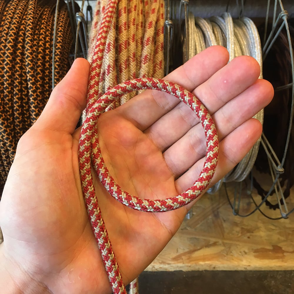 cable electrique couleur fil textile vintage tissu chanvre et rouge rond coloré lampe luminaire