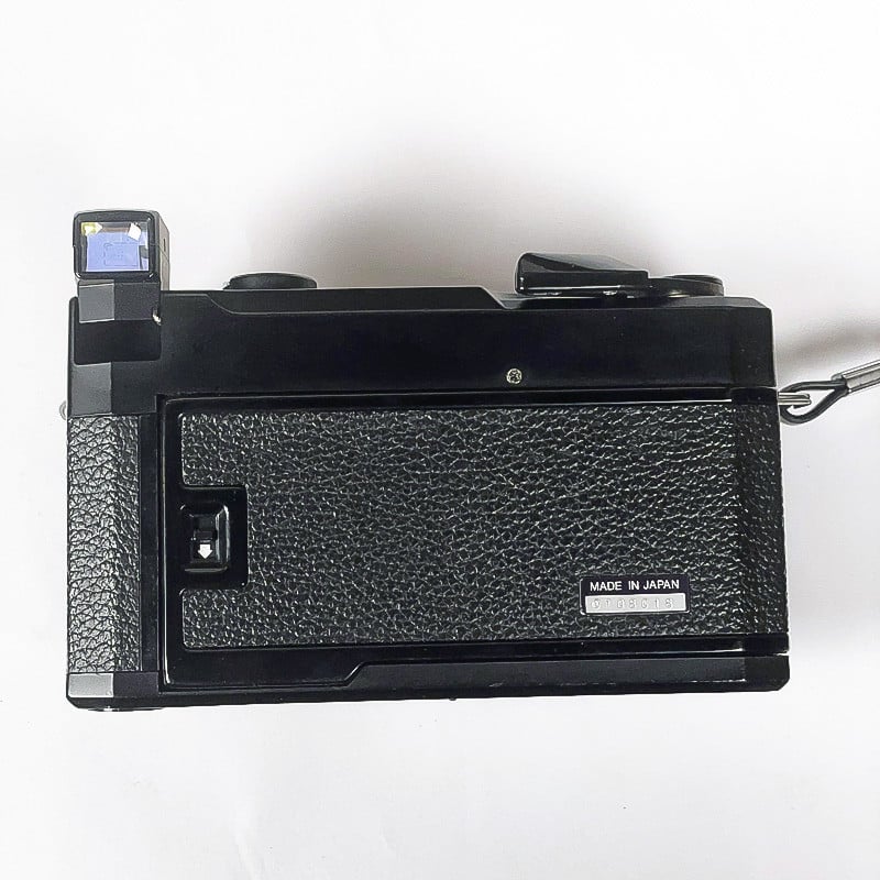 Cosina AF & 38mm 2.7