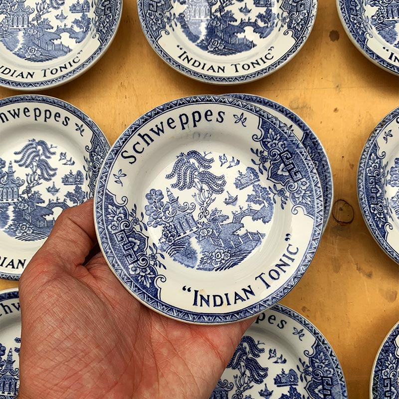 coupelle de bar rendu de monnaie schweppes indian tonic 1950 1960 porcelaine céramique