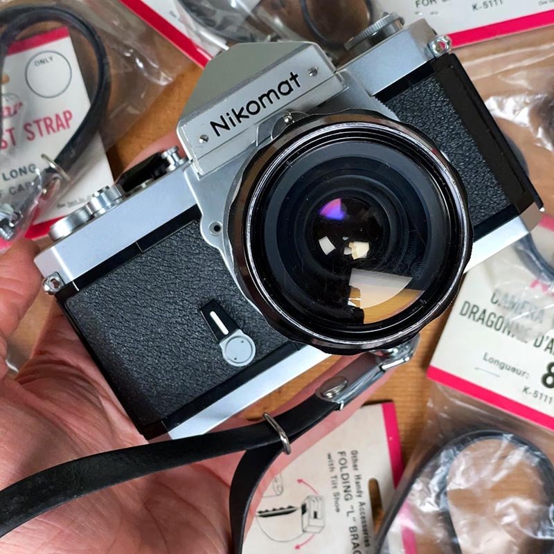 dragonne sangle appareil photo argentique 1980 cable vintage