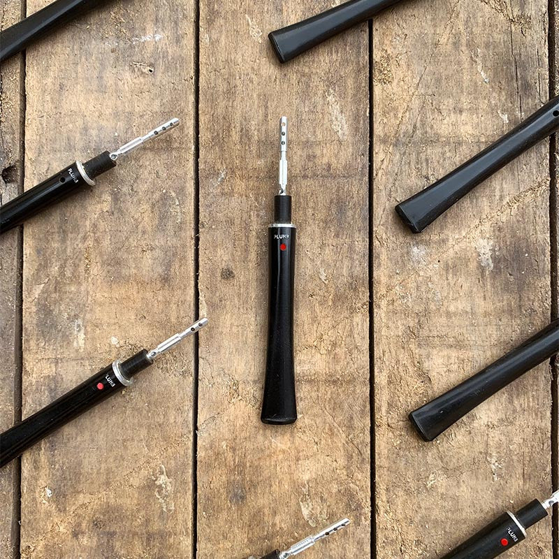 embout de pipe à fumer ancien atelier du jura tabac fumeur plumb long filtre métallique métal interchangeable