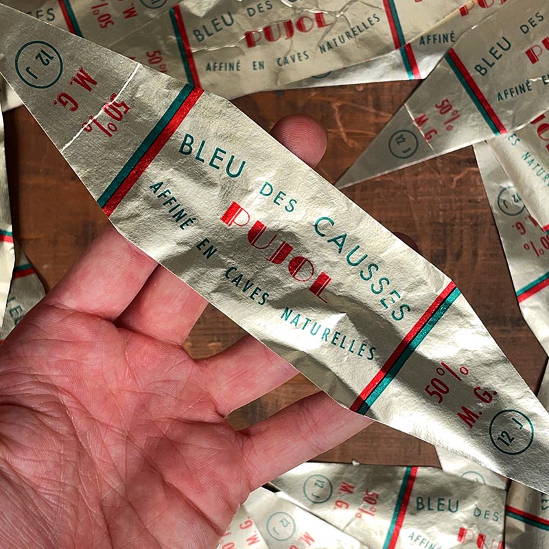étiquette fromage ancien vintage fromagerie 1950 1960 bleu des causses pujol métallisé métallique doré losange