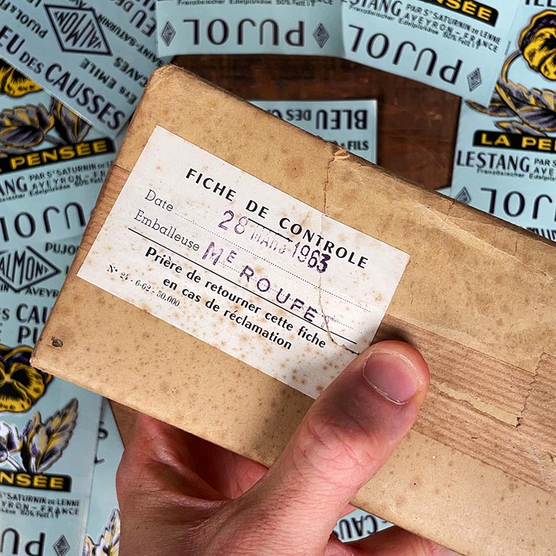 étiquette fromage ancien vintage fromagerie 1963 1960 bleu des causses métallisé métallique la pensée emile pujol aveyron lestang