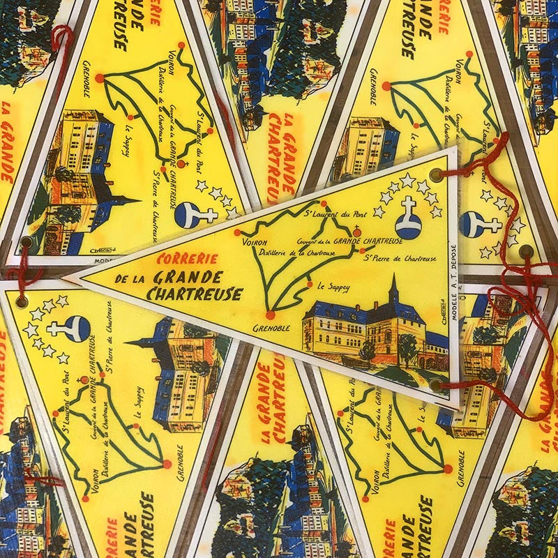 fanion écusson blason ville touristique rétroviseur voiture grande chartreuse région 1950 1960