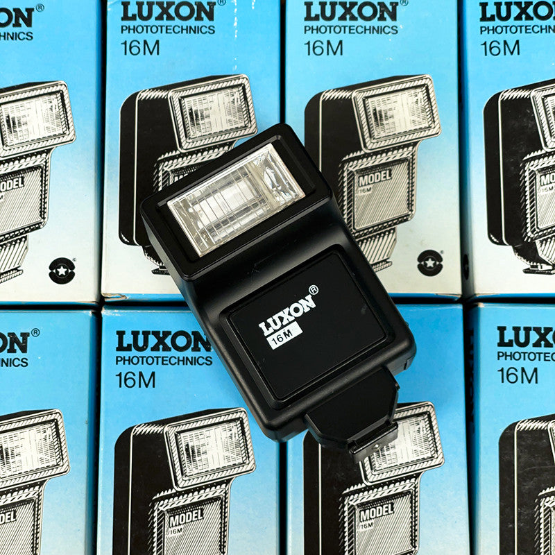 Flash Luxon phototechnics 16m appareil photo argentique reflex canon nikon olympus minolta ancien vintage 24x36 135 35mm