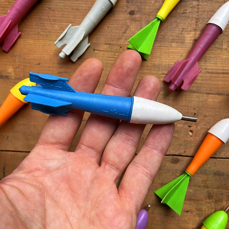 fusée pétard amorce en plastique jeu jouet de fete forraine forain ancien vintage 1990 coloré couleur