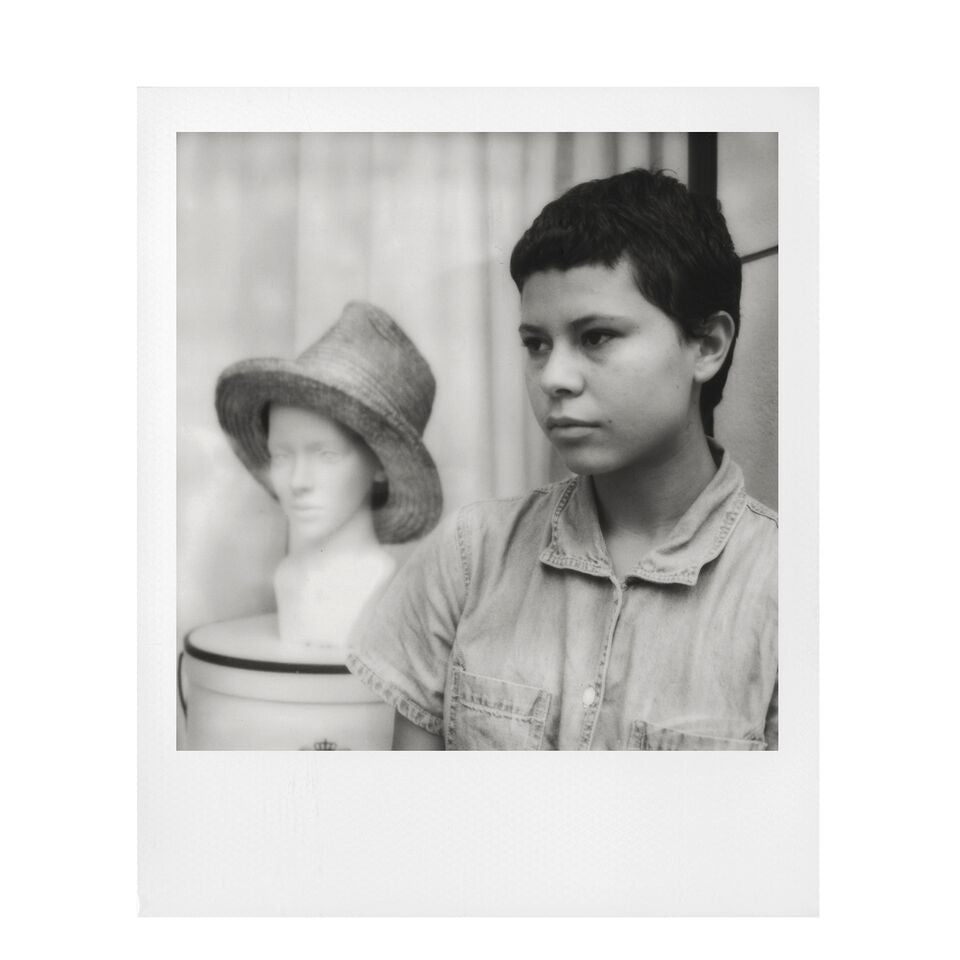 pellicule instantanée polaroid i type i-type one step 2 one step plus now noir et blanc bord blanc