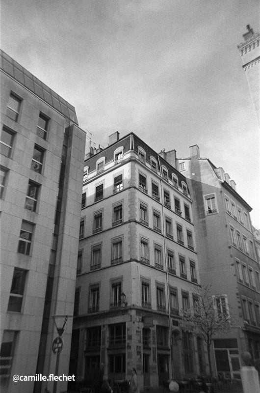 ilford pan 400 iso asa panchromatique noir et blanc film argentique photographie vintage négatif 35mm 135