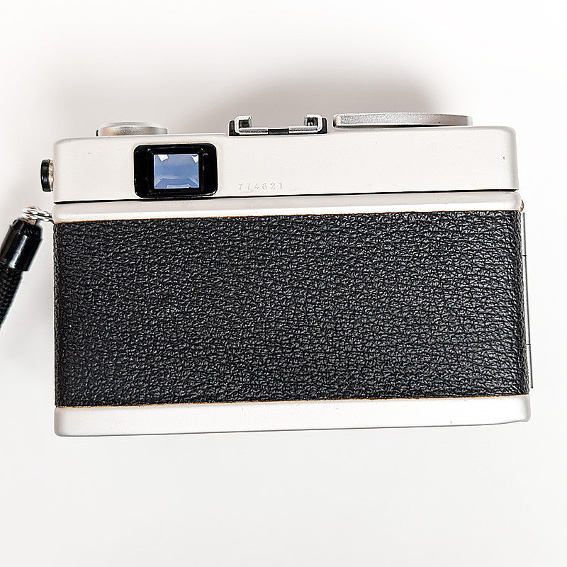 konica c35 automatic compact hexanon 38mm 2.8 télémètre rangefinder 35 135 24x36 film argentique pellicule photographie photo