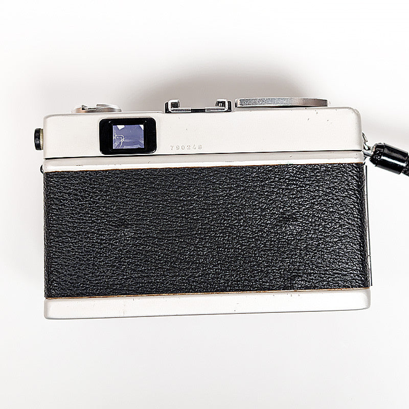 konica c35 automatic compact hexanon 38mm 2.8 télémètre rangefinder 35 135 24x36 film argentique pellicule photographie photo