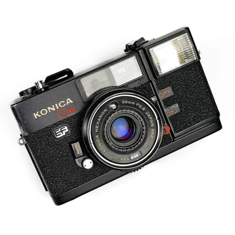 konica c35 EF ancien vintage point and shoot camera photo photographie argentique film pellicule 135 35mm 38mm 24x36 platy