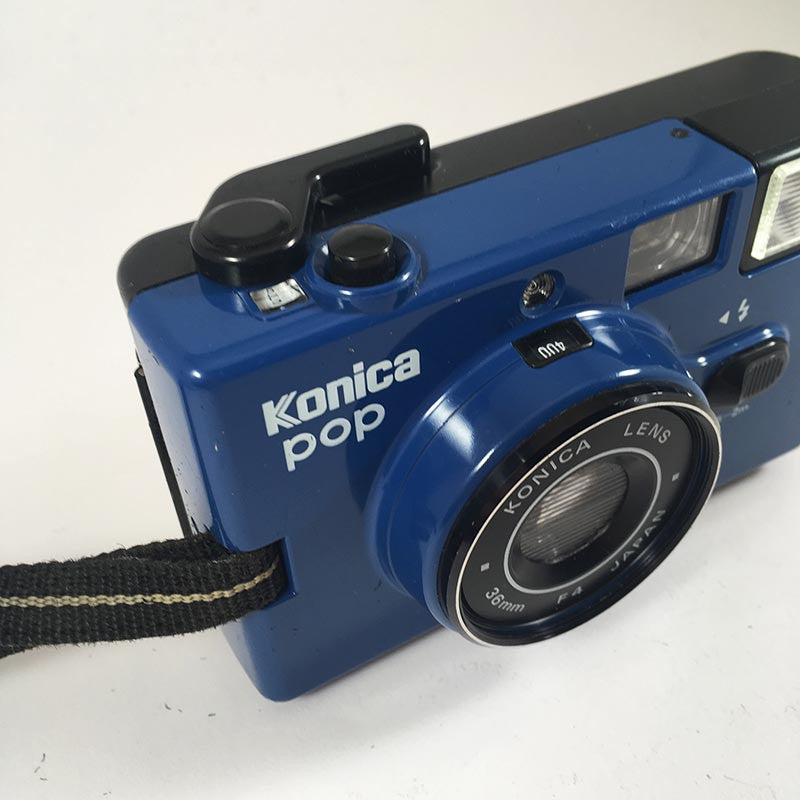 konica pop bleu ancien vintage automatique hexanon 36mm 4 flash