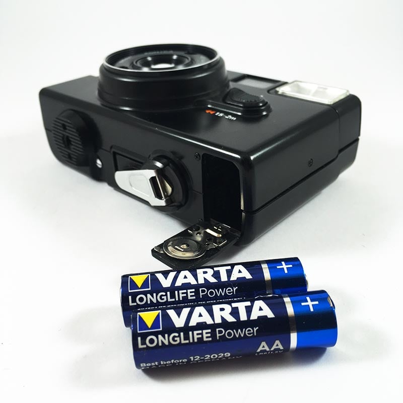 Konica Pop Noir & Hexanon 36mm 4
