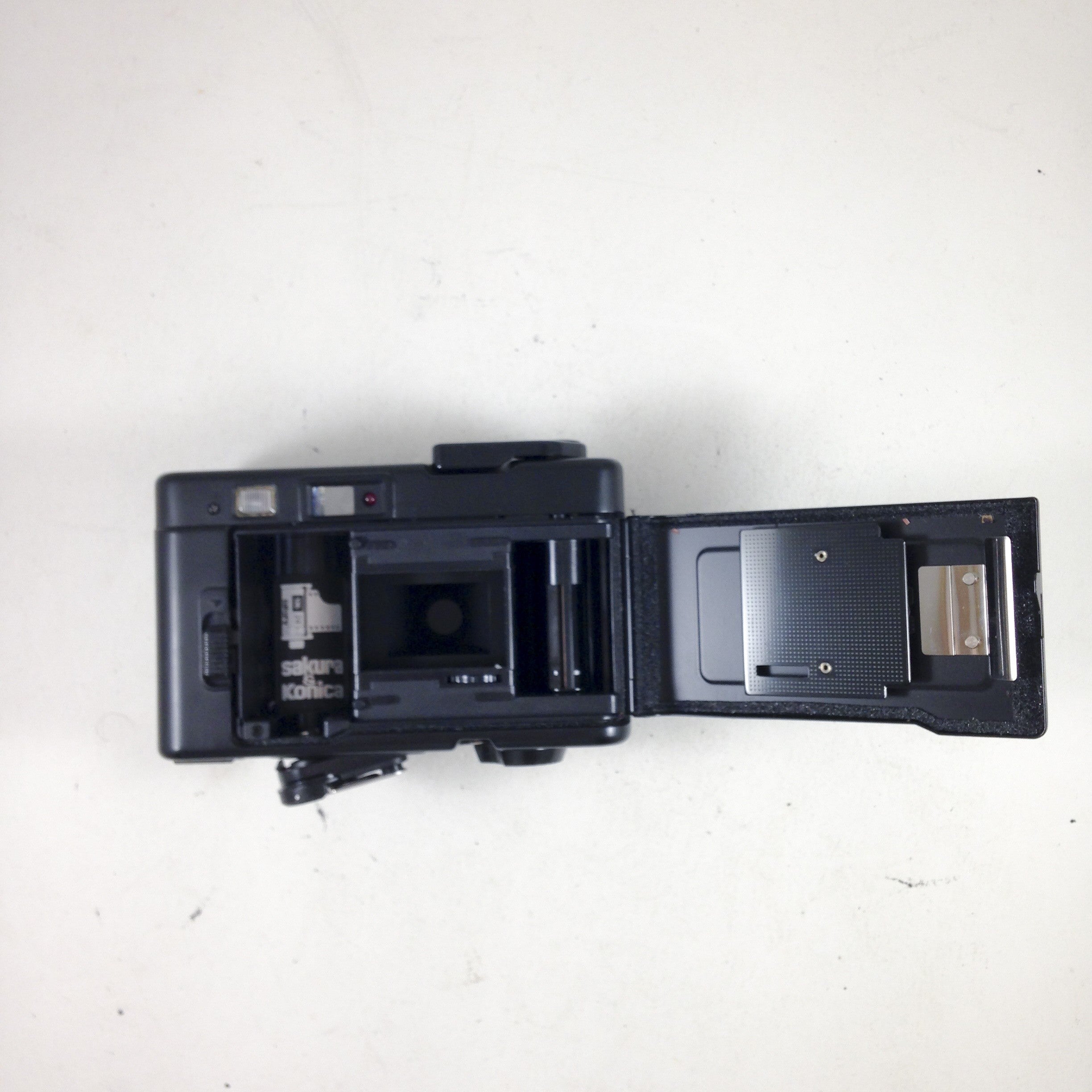 konica pop silver compact hexanon 36mm 4 million seller