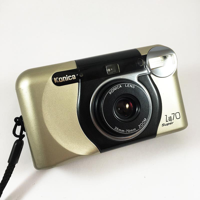 Konica Z-Up 70 Super 35-70mm Box