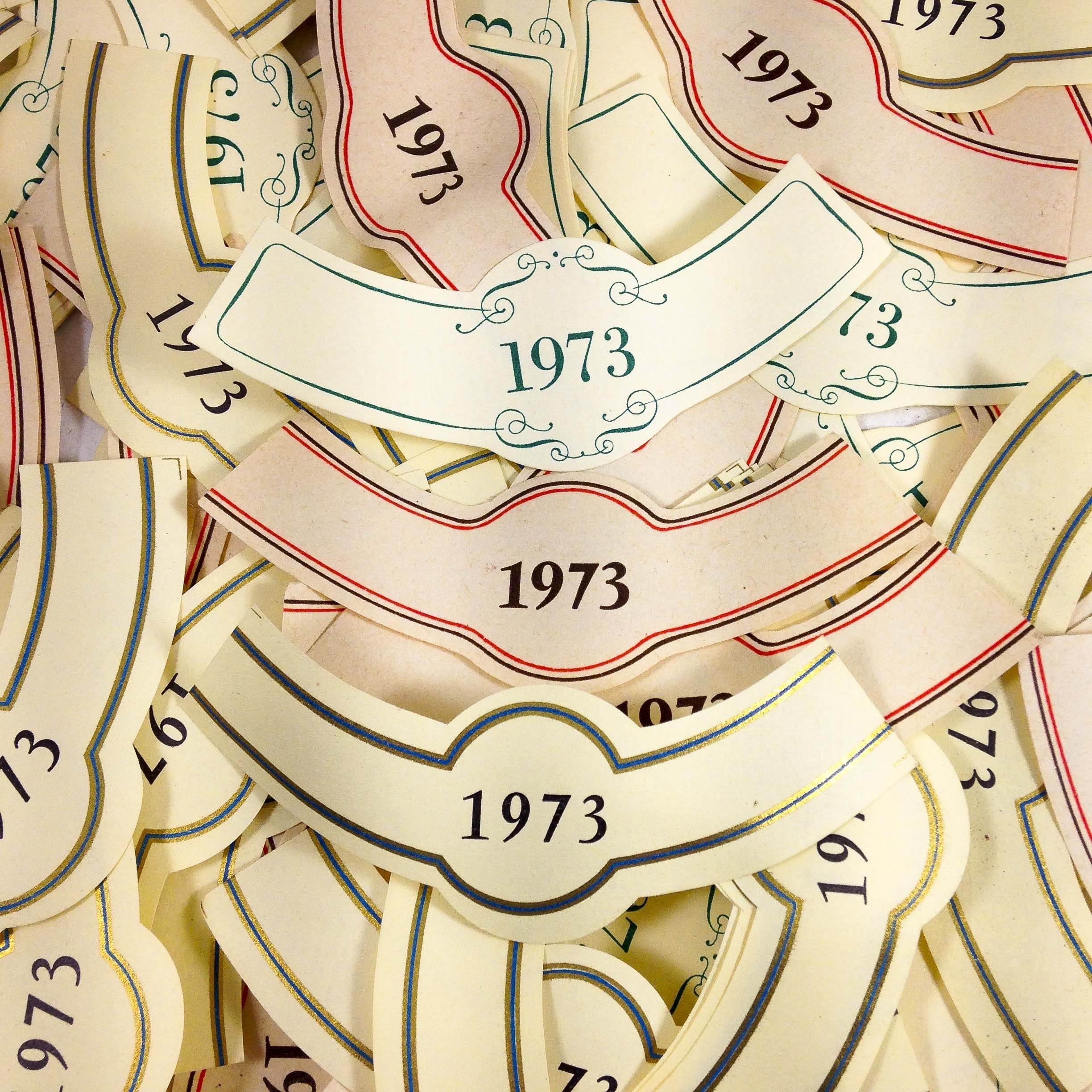 lot étiquette vin ancien vintage papier 3 col bouteille imprimerie 1973